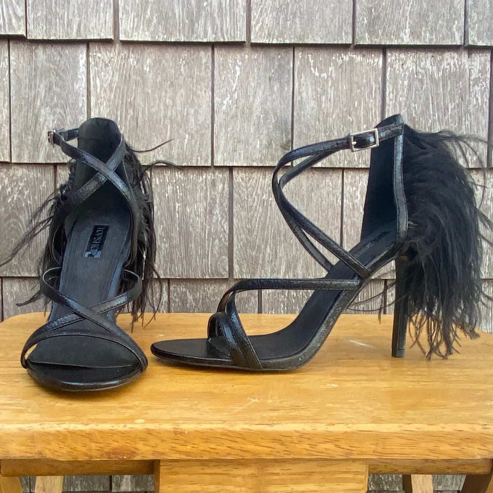 TOPSHOP Roxana Strappy Heels Feathers Sz 8.5/39 NIB